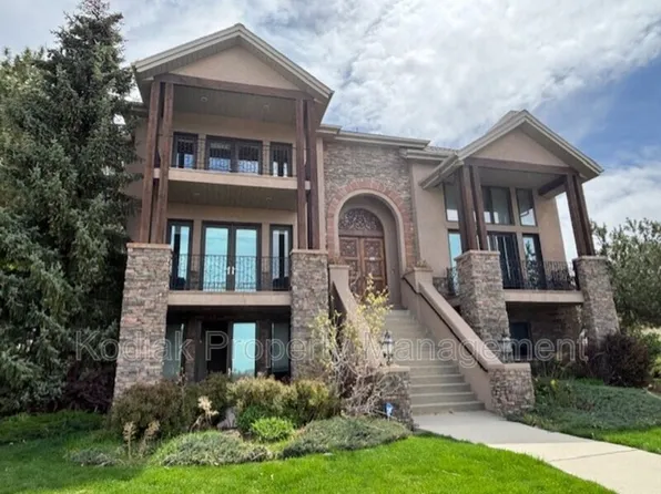 3608 E Crest Mount Cir, Holladay, UT 84121