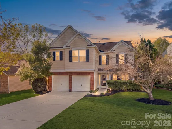 7707 Nicolette Ct, Charlotte, NC 28215