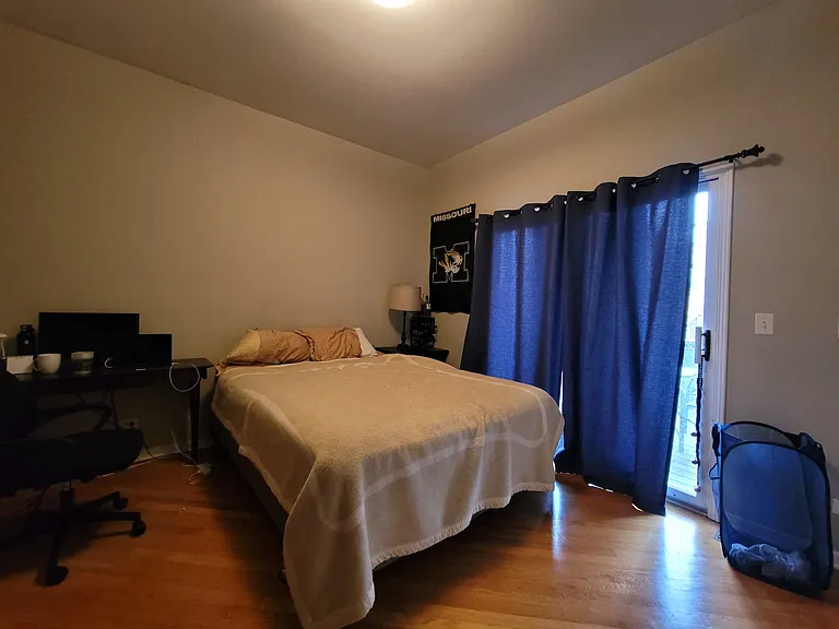 1512 Wood — Photo 30