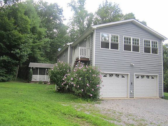 5th image of 102 Hickory Ln