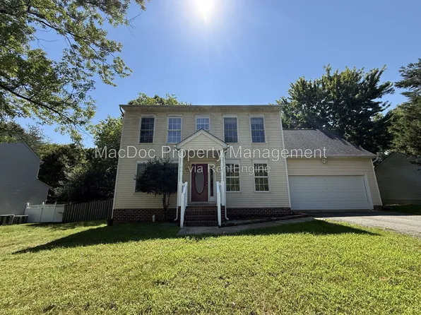 9 Brown Cir, Fredericksburg, VA 22405