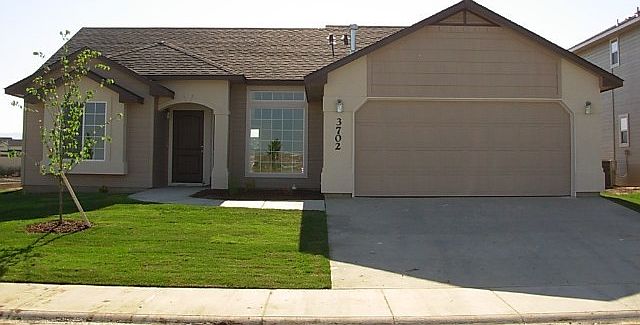 1st image of 3803 McKinley Park
