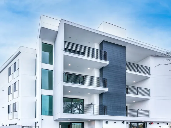 11500 Emelita St #303, North Hollywood, CA 91601
