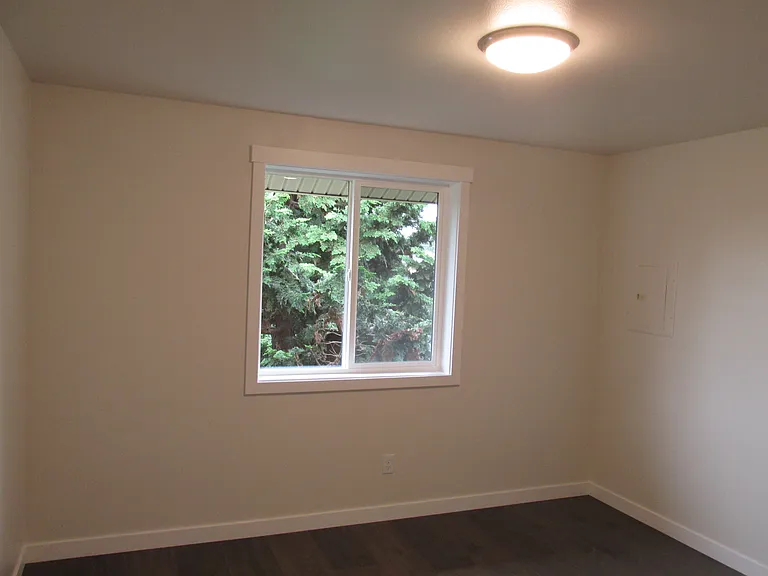 330 N Pine St #C — Photo 12