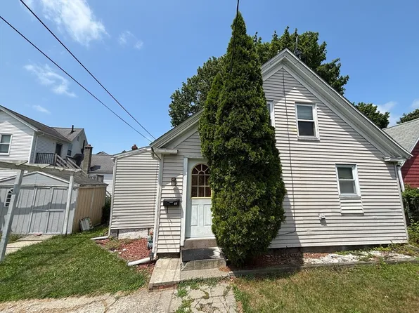 24 Myrtle St, Weymouth, MA 02189