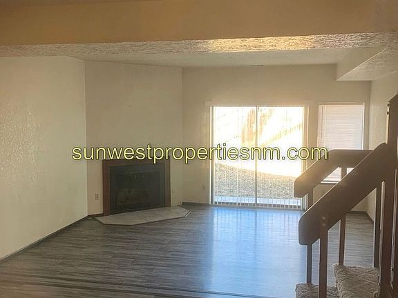 2nd image of 1086 E Navajo St