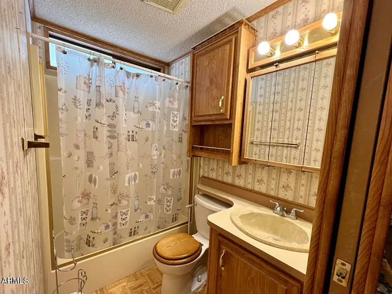 210 E Mesa Dr — Photo 12