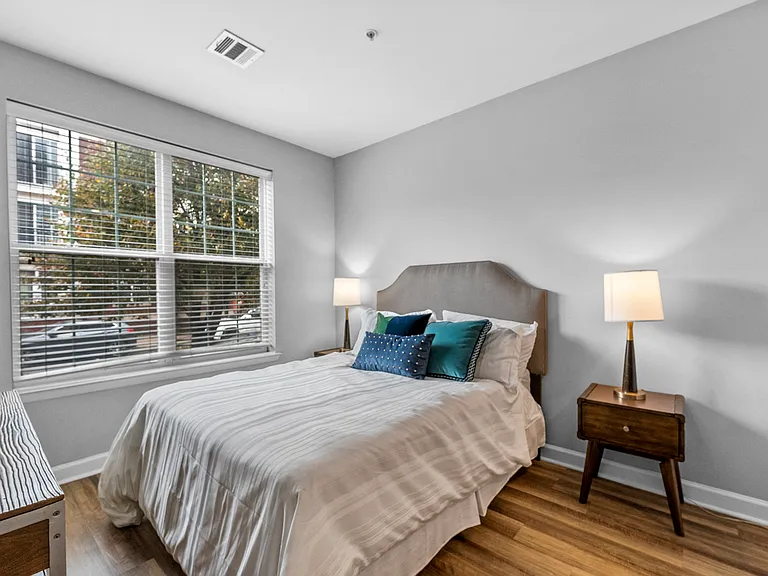 Comfortable Bedroom at Harbor Pointe, New Jersey