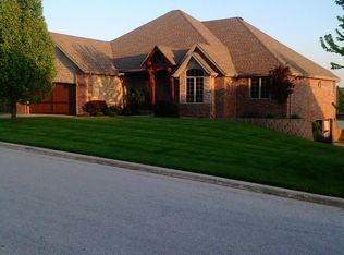 2704 W Highpoint Cir, Ozark, MO 65721