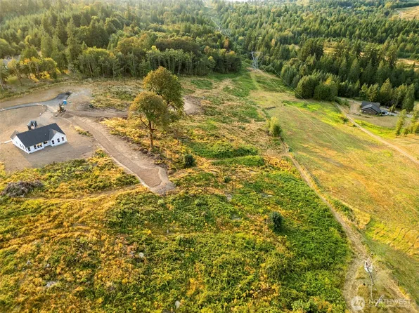 391 Brook Valley Road, Kelso, WA 98626