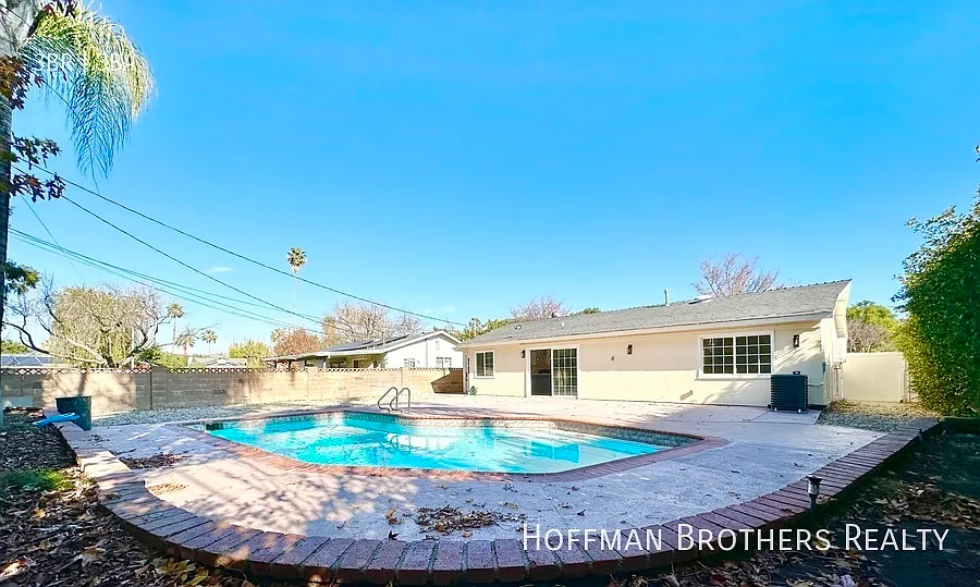 6243 Platt Ave Woodland Hills, CA 91367 — Photo 3