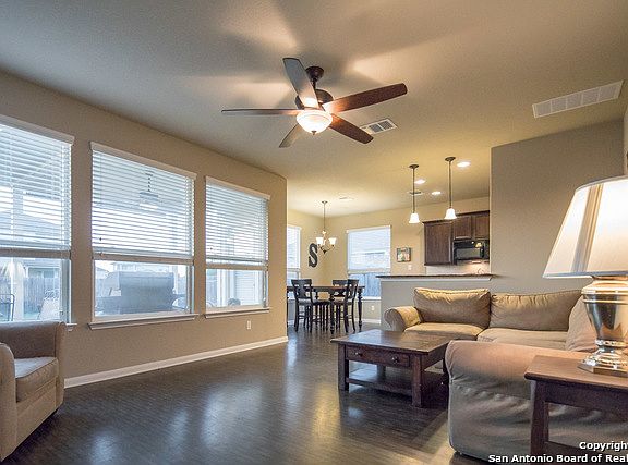 4th image of 785 Wolfeton Way