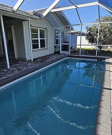 3rd image of 2919 Shannon Dr