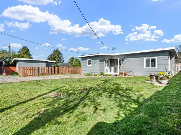 130 Wilson Ln, Smith River, CA 95567