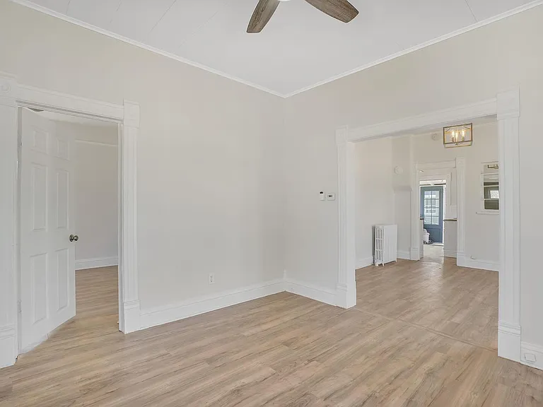 1519 W Cucharras St — Photo 7
