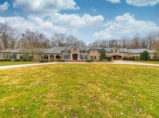335 S Lakeview Dr, Terre Haute, IN