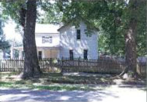 1st image of 132 S Black Ave