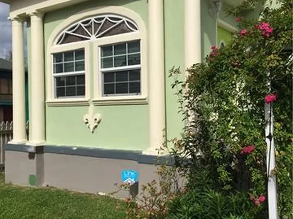 4079 Clematis St, New Orleans, LA 70122