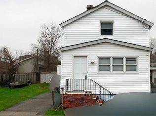 439 Grove St, Perth Amboy, NJ 08861