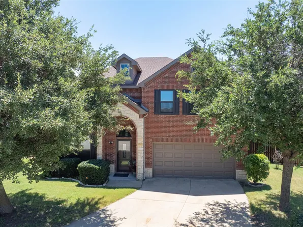 1200 Amazon Dr, Justin, TX 76247