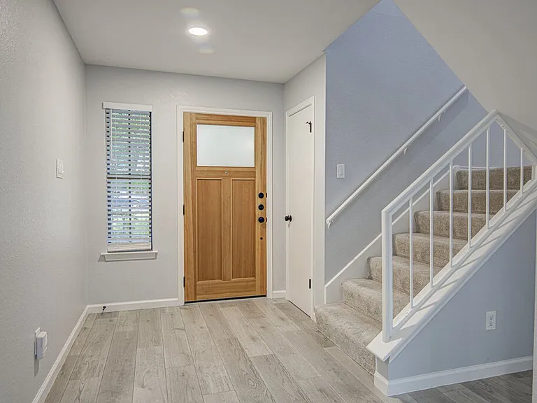 13005 Muldoon Dr — Photo 9