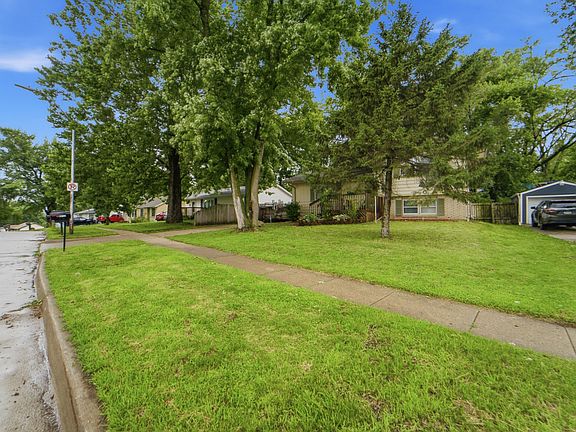 5th image of 4416 SE 6th St