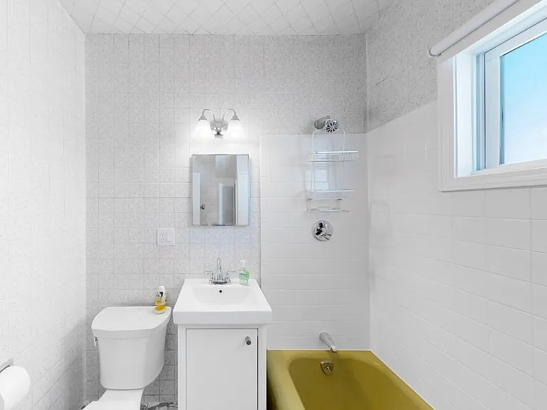 70 Hudson St #1 — Photo 14