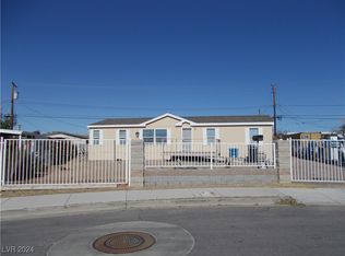 270 Navajo Dr, Henderson, NV 89015