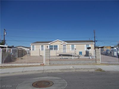 270 Navajo Dr, Henderson, NV, 89015