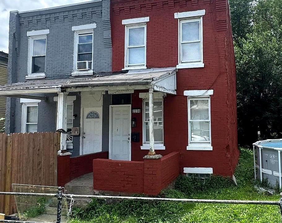 1st image of 2336 S 72nd St