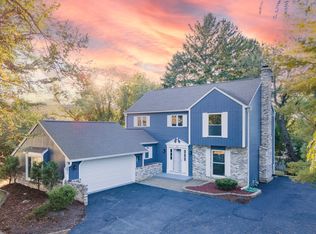 121 Tower Ct, Fox River Grove, IL 60021