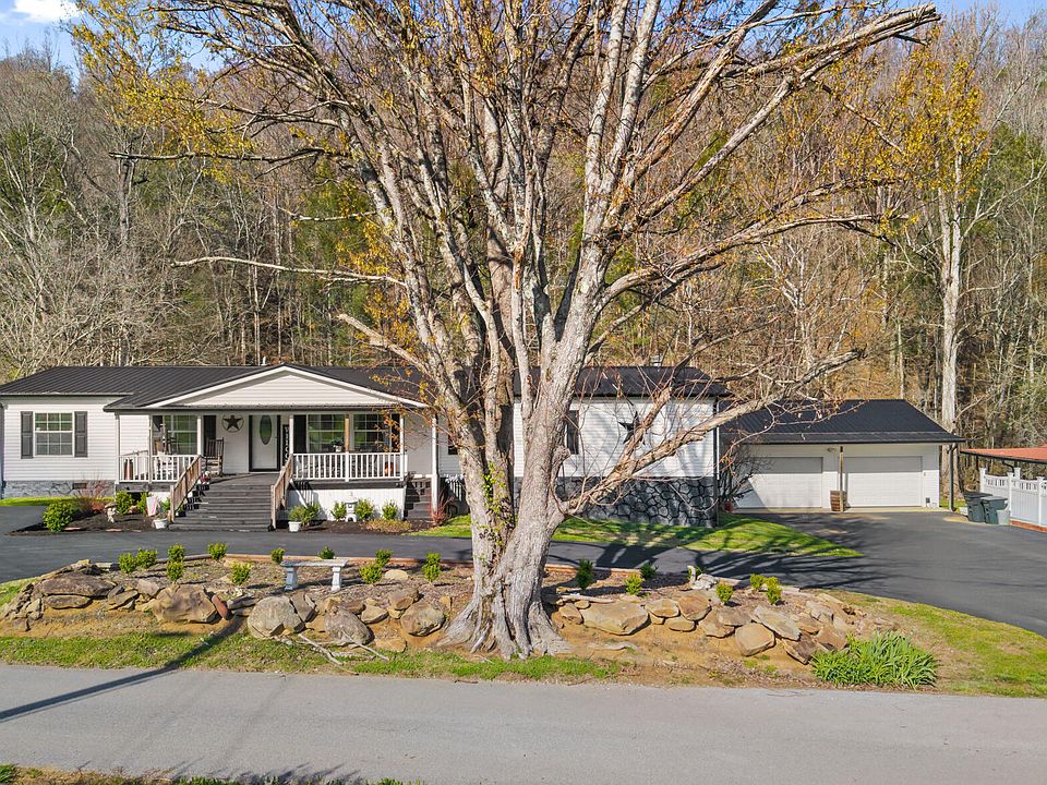 1st image of 1020 Cox Cir