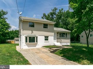 232 E Winthrop Ave, Clementon, NJ 08021