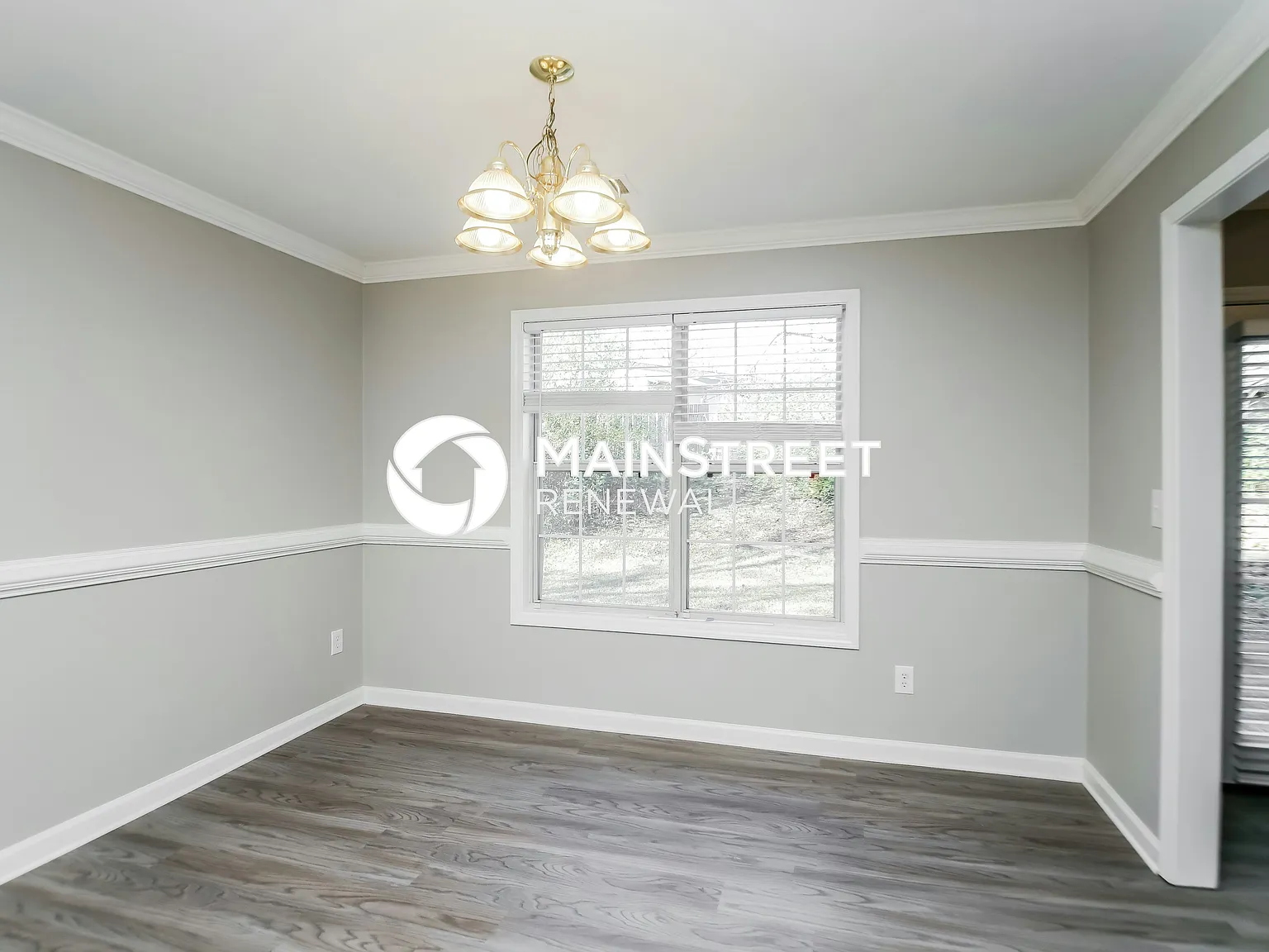 260 Omega St — Photo 4