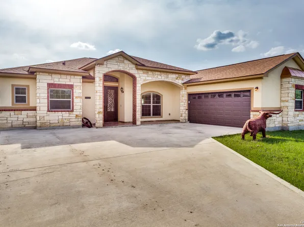 11217 Obrien Rd, Atascosa, TX 78002