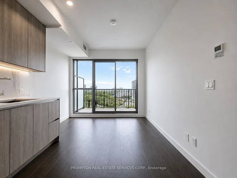 18 Esther Shiner Blvd #2508 — Photo 2