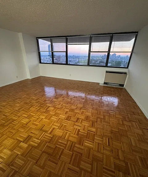 280 Marin Blvd #19F — Photo 4