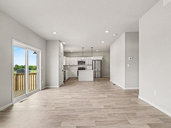 i2190 9.0 Great Room