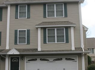 530 Mammoth Rd UNIT 16, Dracut, MA 01826