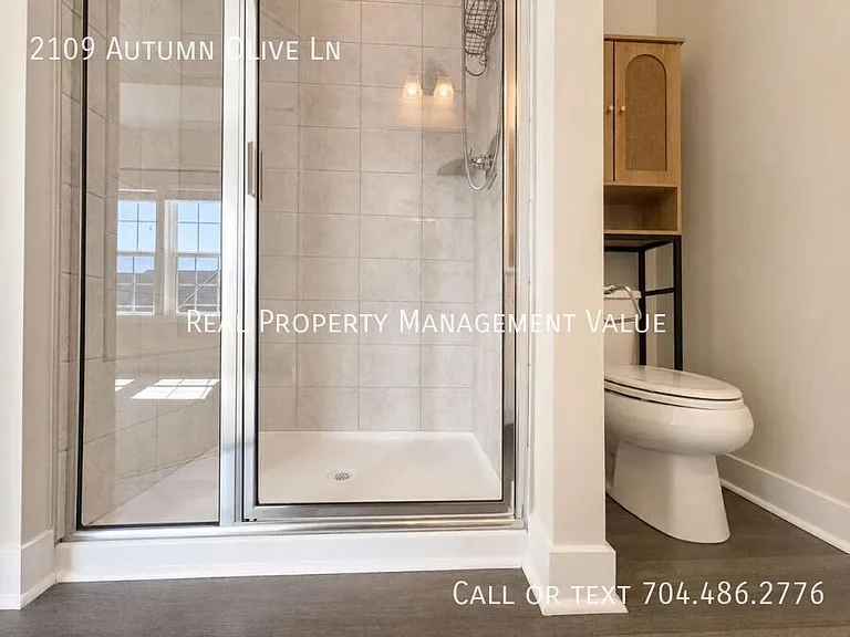 2109 Autumn Olive Ln — Photo 18