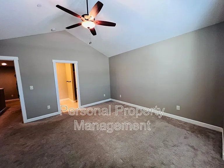 4307 NW Sage Loop — Photo 11