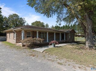 31 Trail Ridge Rd, Laceys Spring, AL 35754