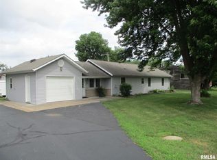 5633 Riverview Circle Dr, Thomson, IL 61285