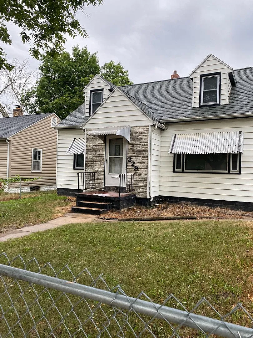 229 Boston Ave photo 1