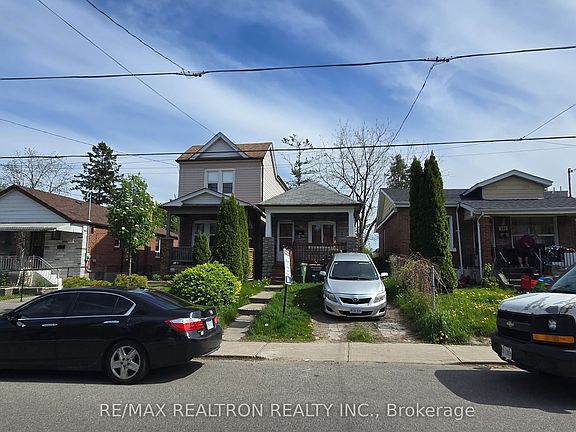 3rd image of 103 Denton Ave