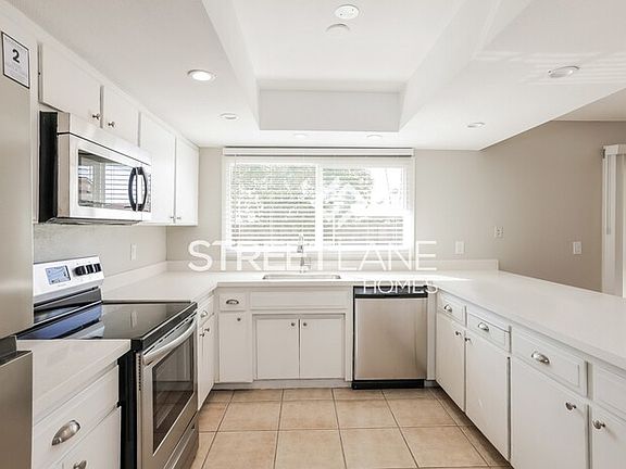 5th image of 2301 E Aspen Dr