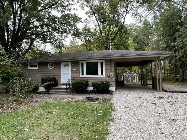 3892 Herr Fieldhouse Rd, Southington, OH 44470