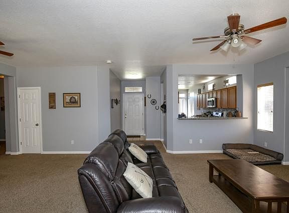 3rd image of 1818 Brighton Crest Ct