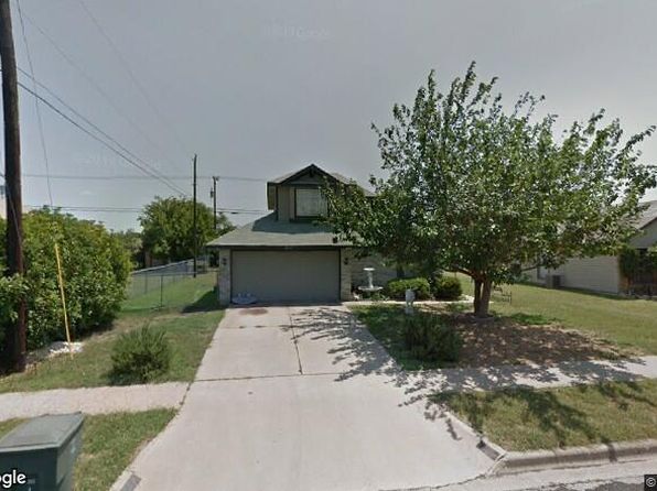 2504 Bluejay Dr