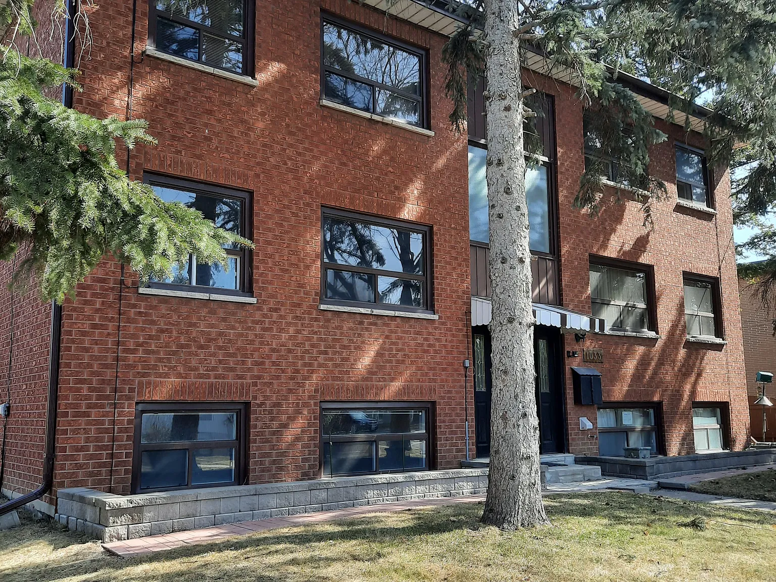 2 bed, $1,750 — Photo 1